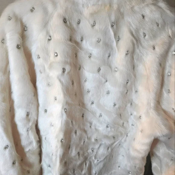 Faux Fur Jacket - Picture 2 of 7